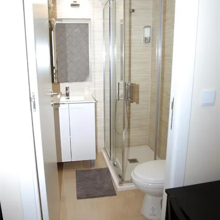 Amor Lisboa Hostel ליסבון