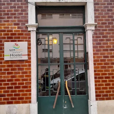 Amor Lisboa Hostel אכסניה