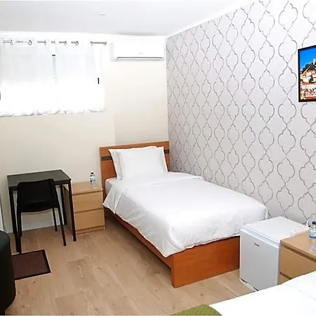 Hostel Amor Lisboa Hostel *