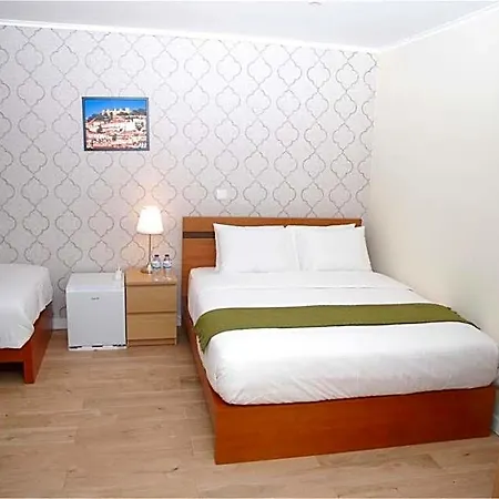 Hostel Amor Lisboa Hostel