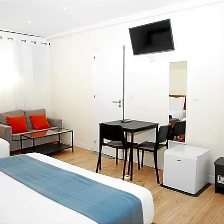 Amor Lisboa Hostel *