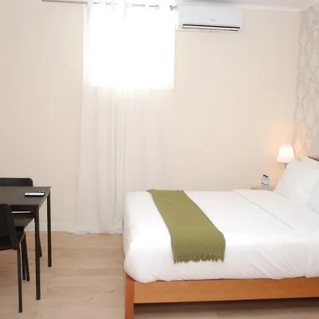 Amor Lisboa Hostel *